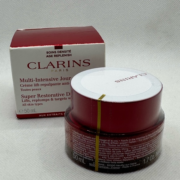 Clarin’s Super Restorative Anti-Aging Day Moisturizer, First At Macy's. NWB - Picture 4 of 4